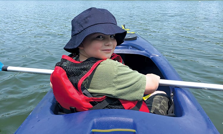 boating-kayak-boy